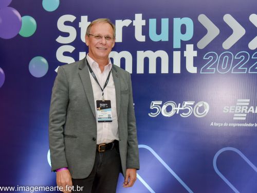 STARTUP SUMMIT
